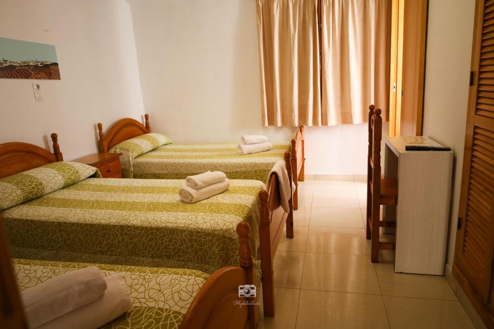 Hospedium Dlj Hostal Ben Nassar Arjona Exterior foto