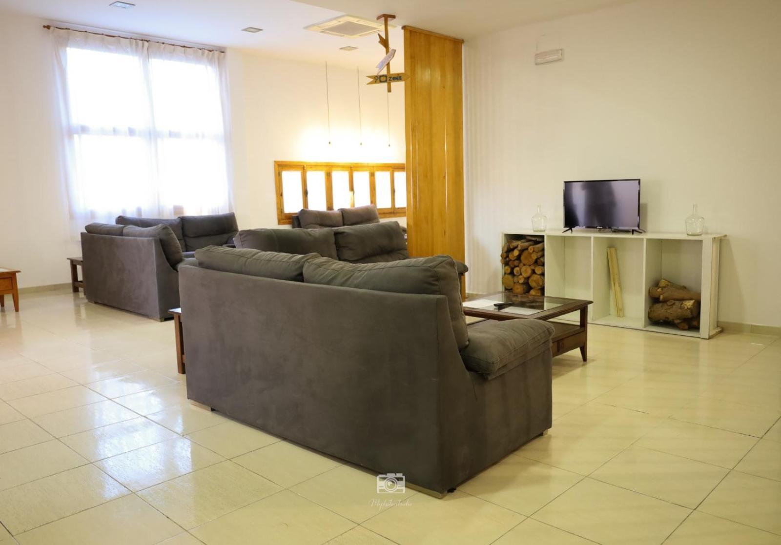 Hospedium Dlj Hostal Ben Nassar Arjona Exterior foto